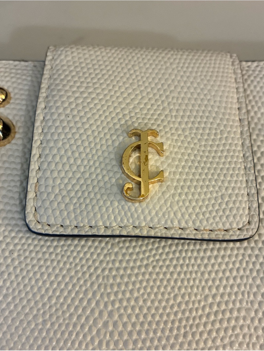 Juicy Couture-Vintage Y2K Leather Bifold Wallet White w/ Gold Studs|EUC|Loud Lux - Picture 2 of 9